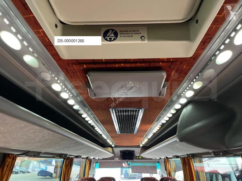 Ônibus viagem Irisbus 389