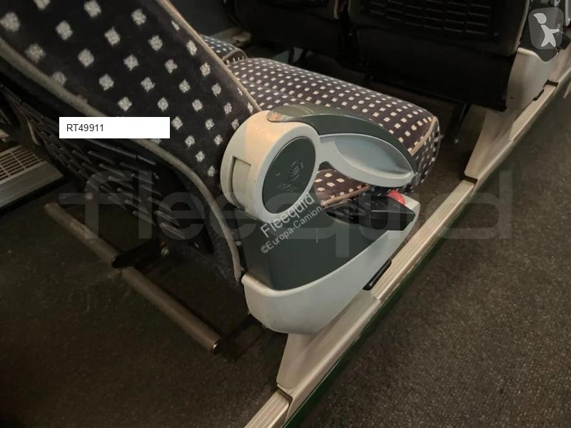 Междуградски автобус Irizar