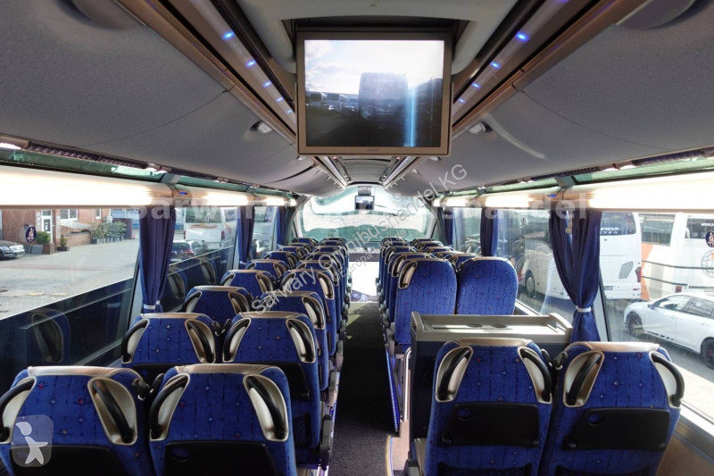 Autobus Neoplan C...