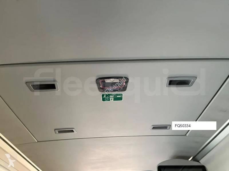 Междуградски автобус Irizar i6