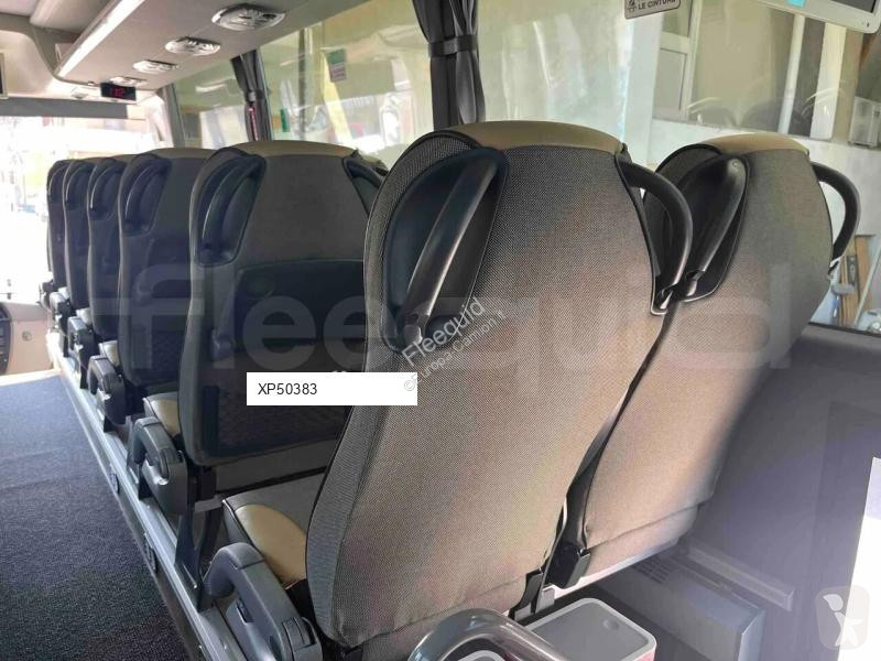 Междуградски автобус Scania Touring HD