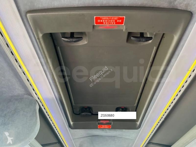Междуградски автобус Volvo B12