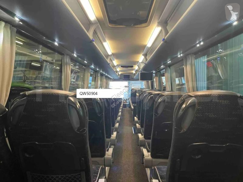 Междуградски автобус Neoplan