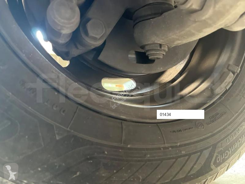 Rutebil Iveco Daily