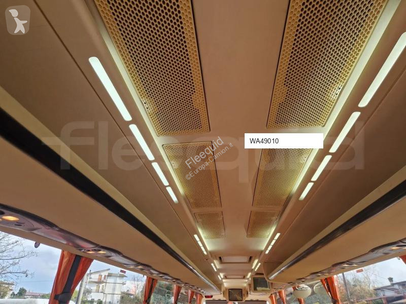 Междуградски автобус Irizar