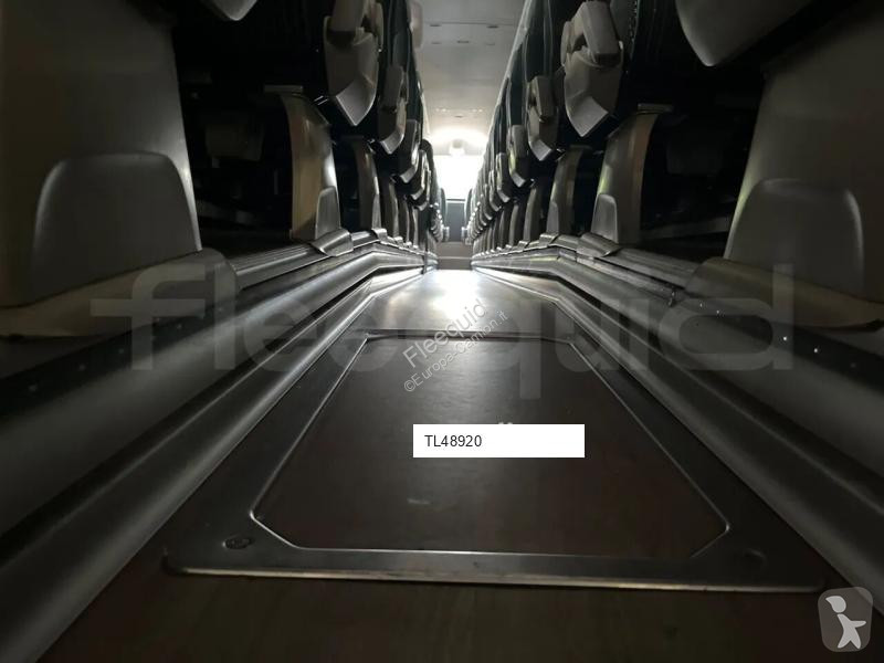 Междуградски автобус Irizar i6