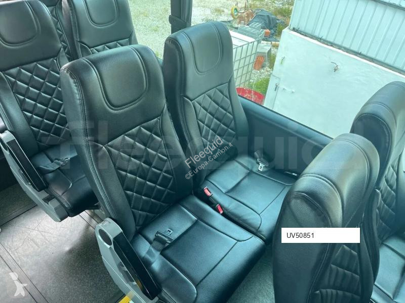 Междуградски автобус Irizar