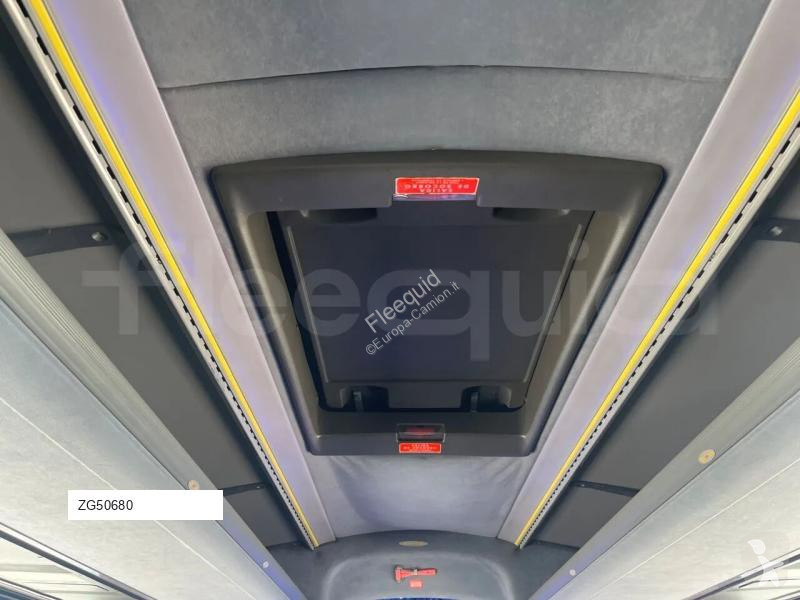 Междуградски автобус Volvo B12
