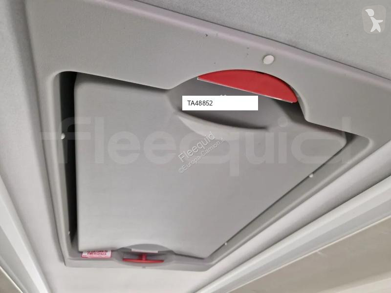 Междуградски автобус Scania Touring HD