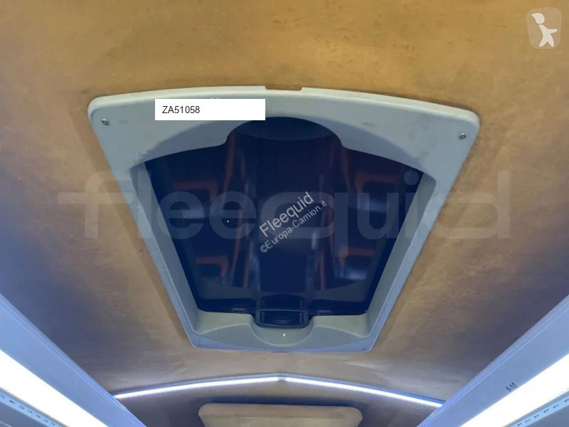 Междуградски автобус Scania Atomic