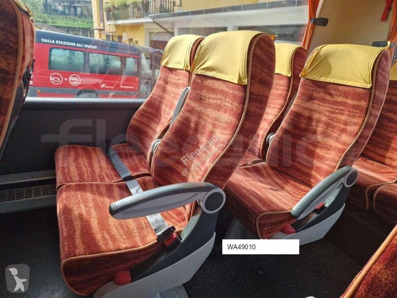 Междуградски автобус Irizar