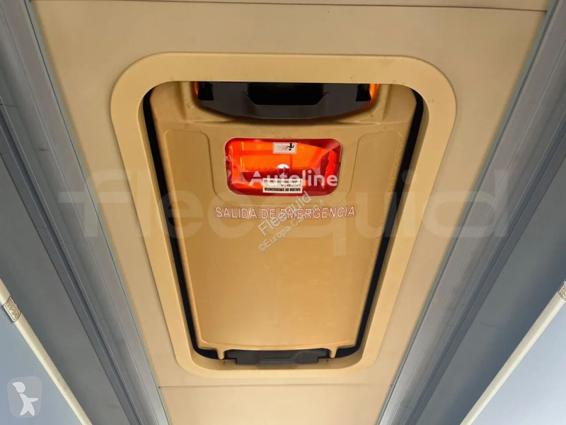 حافلة Neoplan