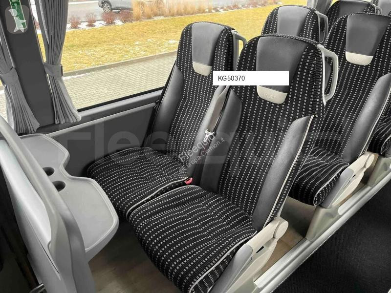 Междуградски автобус Irizar i6