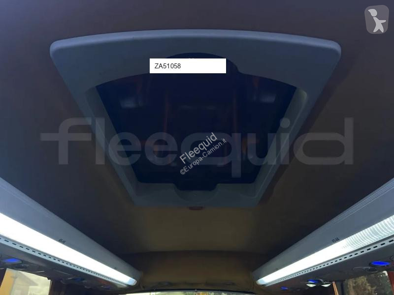 Междуградски автобус Scania Atomic