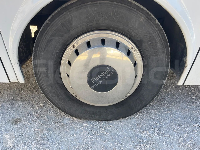 حافلة Isuzu
