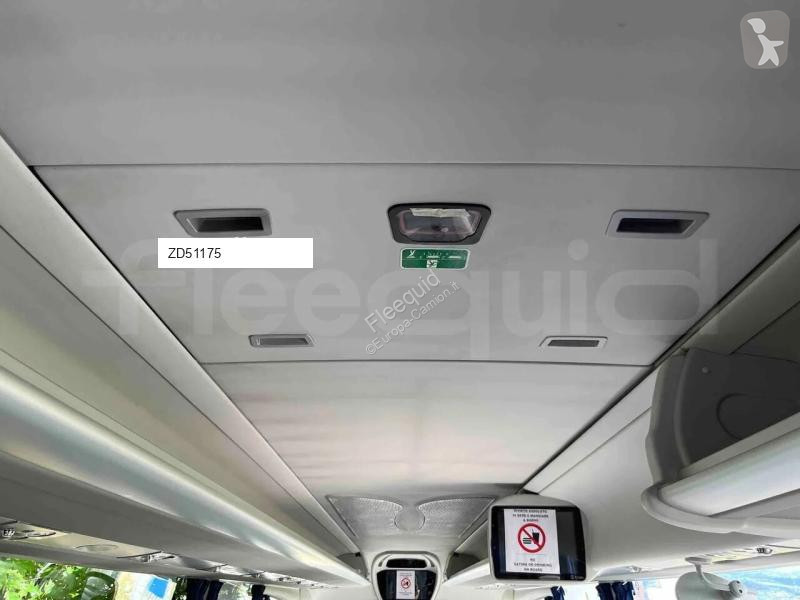 Междуградски автобус Irizar i6