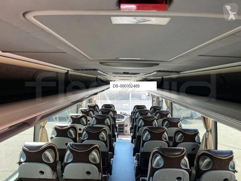 Междугородний автобус Mercedes Tourino
