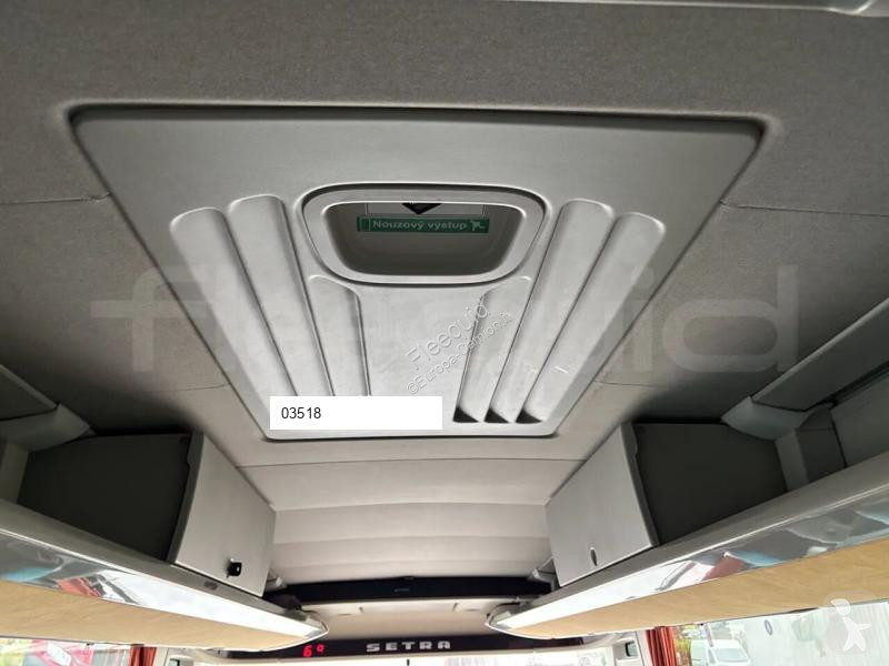 Setra S517 coach