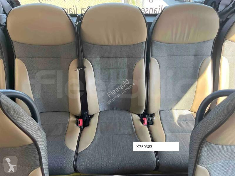 Междуградски автобус Scania Touring HD