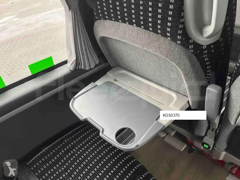 Междуградски автобус Irizar i6