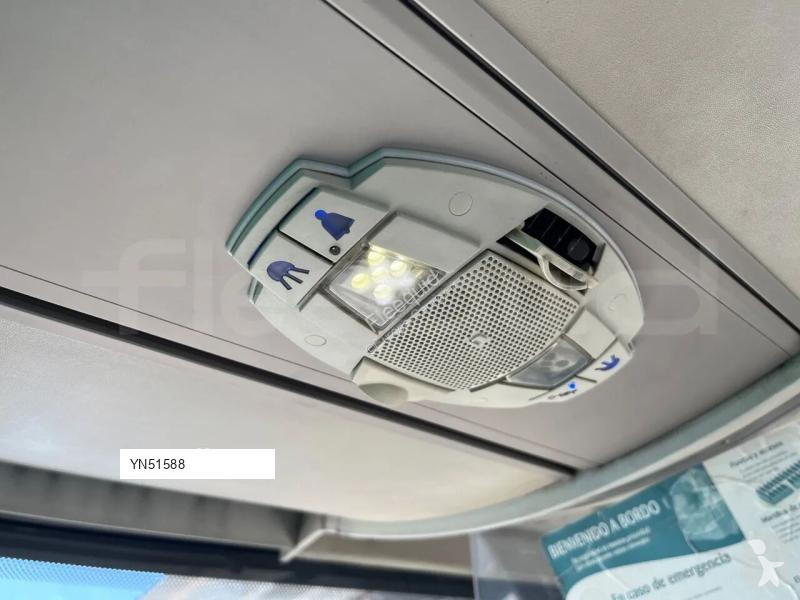 Autobus Mercedes Noge