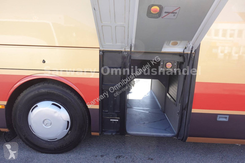 Autokar Mercedes 350 16 RHD-M...