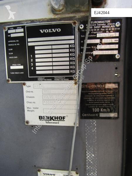 حافلة Volvo B12 AXIAN