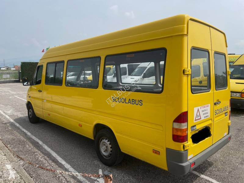 Autocar Mercedes