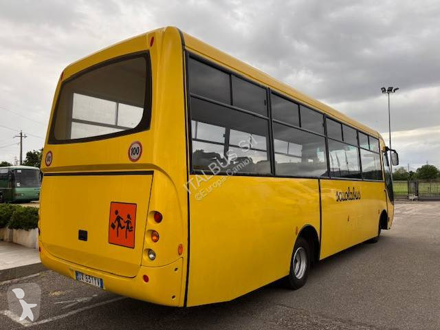 Autocar Iveco 100 E CACCIAMALI