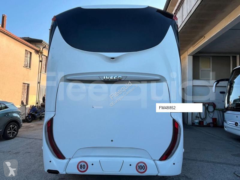 حافلة Iveco