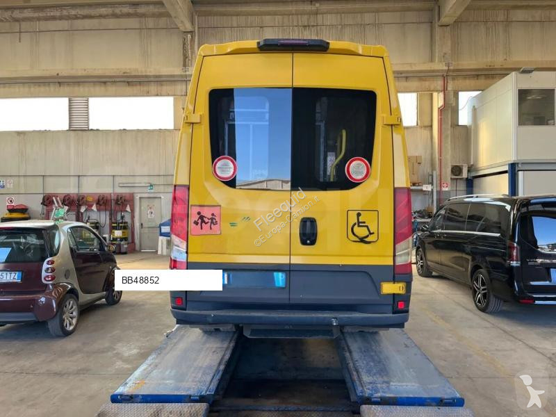 Autobus Iveco Daily