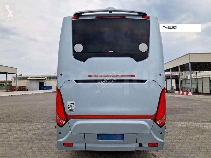 Междуградски автобус Scania Touring HD