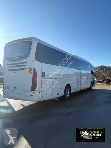 Междуградски автобус Irizar irizar