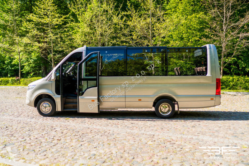Междуградски автобус Mercedes SPRINTER 519,...
