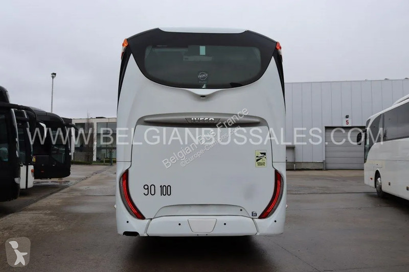 حافلة Iveco / 12.8m / Lift / Full Option