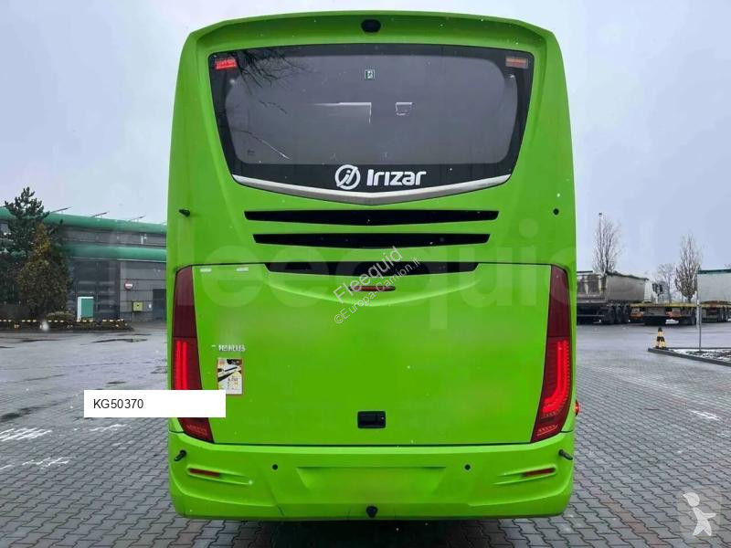 Междуградски автобус Irizar i6