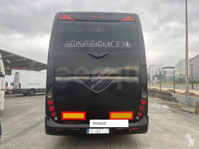Междуградски автобус Irisbus