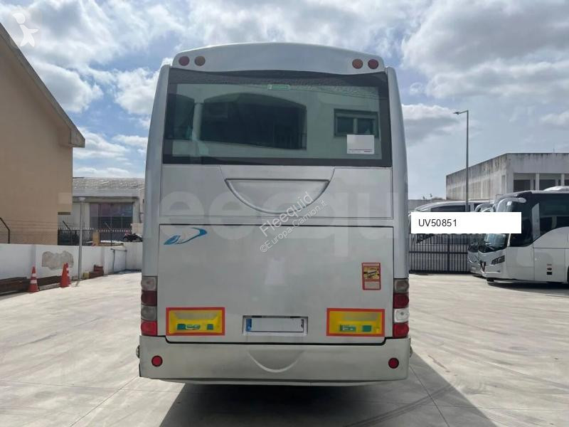 Междуградски автобус Irizar