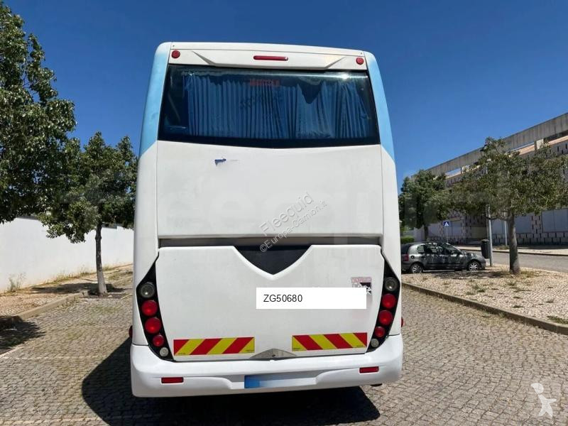 Междуградски автобус Volvo B12