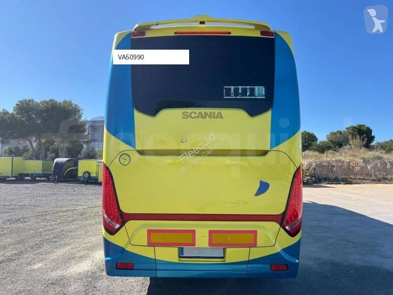 Междуградски автобус Scania Touring HD
