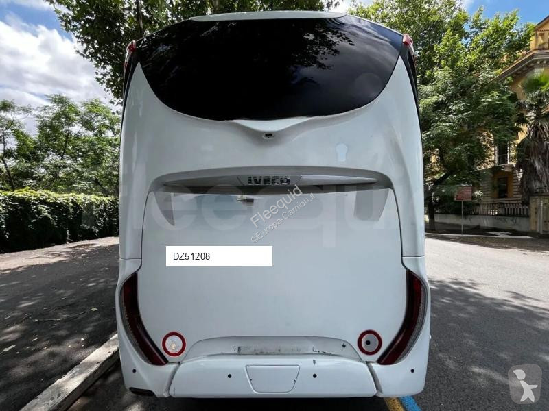 حافلة Iveco