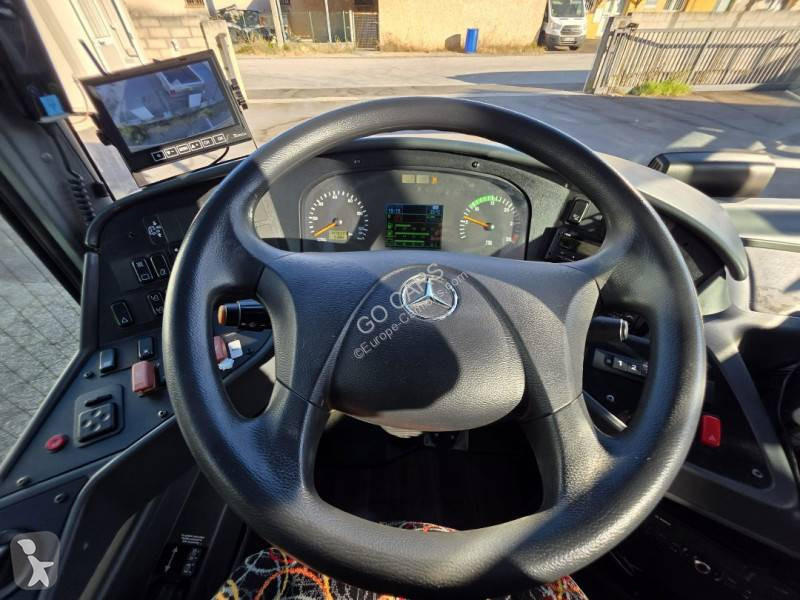 حافلة Mercedes 55+4+1 PMR LIFT AC AUTO
