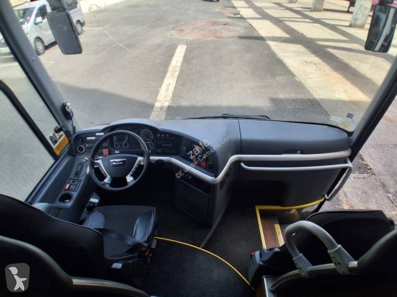 Междуградски автобус MAN R07