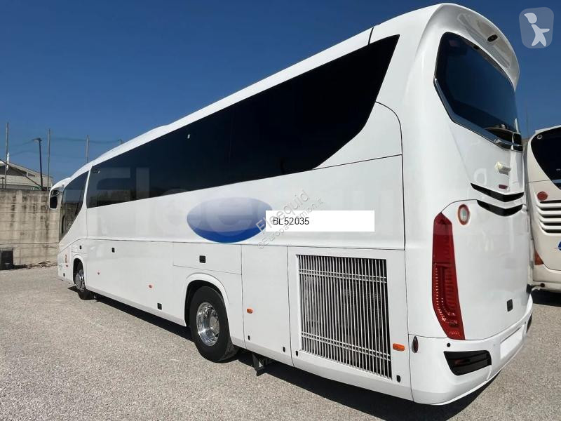 Autokar Irizar i8