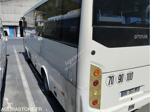 Távolsági autóbusz