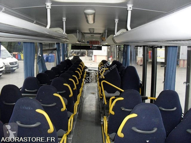 Távolsági autóbusz