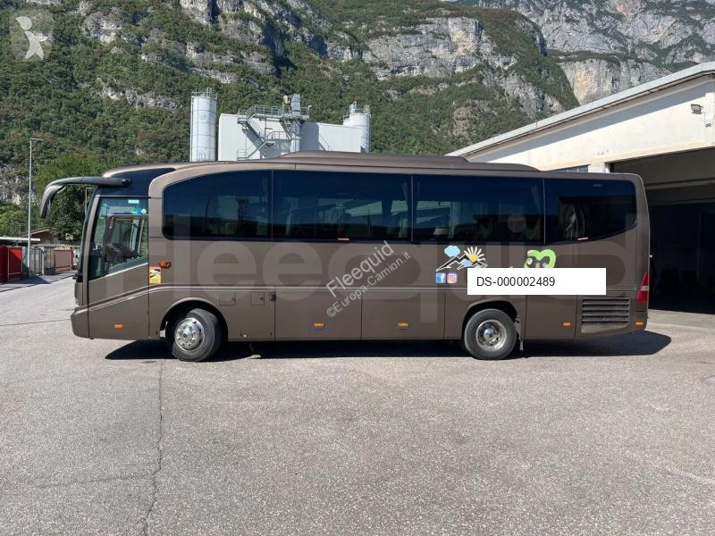 Междугородний автобус Mercedes Tourino