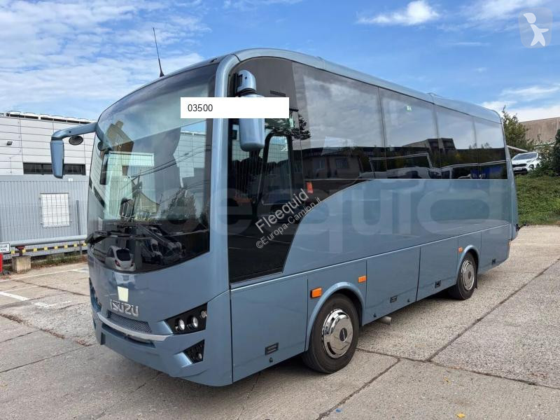 Rutebil Isuzu Novo