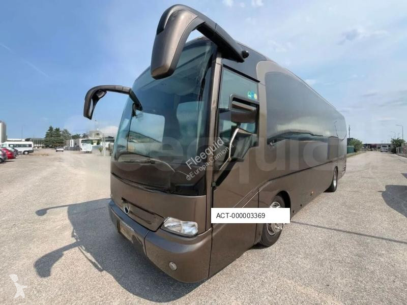Autocar Mercedes Tourino