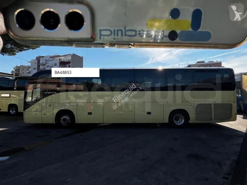 حافلة Iveco